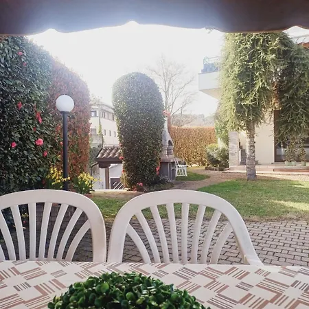 La Mora Di לינה וארוחת בוקר